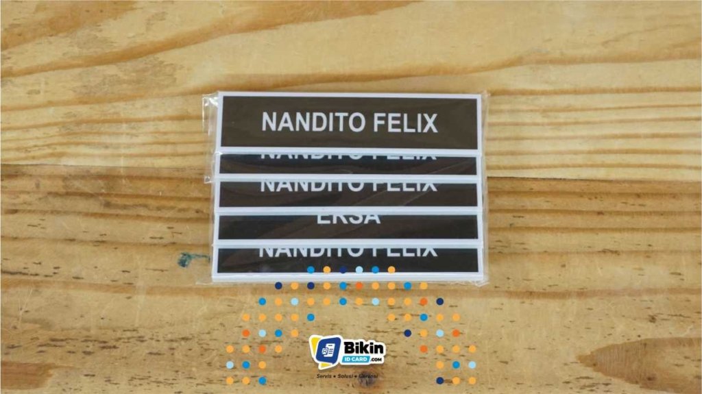 name tag perawat contoh