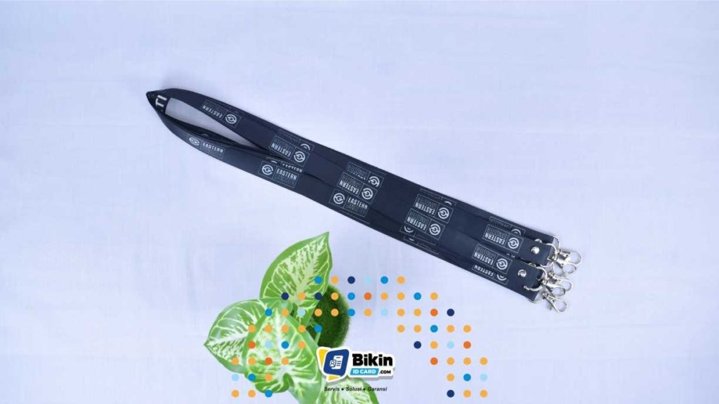 lanyard 2 cm contoh